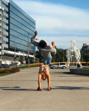 Parkourporpoise Instagram - Jumping into the weekend like...🌪 What are you guys up to this weekend!?
___________________________________________
#viral #jump #diveroll #crazy #adrenaline #happy #360diveroll #epic #fun #montreal #bananaappreciation