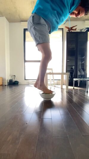 Parkourporpoise Instagram - Trying to double jump like in a video game! 👟💦🤷 

A couple of you guys have sent me DM‘s of people doing this challenge, so I decided to try it out!

#splashchallange #WalkingOnWater #stayinghome #challenge #closecall #thingstodo