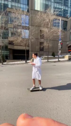 Parkourporpoise Instagram - Imagining how I’m going to go back to bed as soon as I can!💭💨😂

#SkateboardCulture #work #BackToBed ￼#breakfastonthego ￼#Bathrobe #TuesdayMornings #Montreal