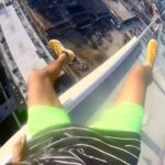 Parkourporpoise Instagram - What was your reaction in emoji‘s? 😱🤪 #view #stunts #montreal #adrenaline
