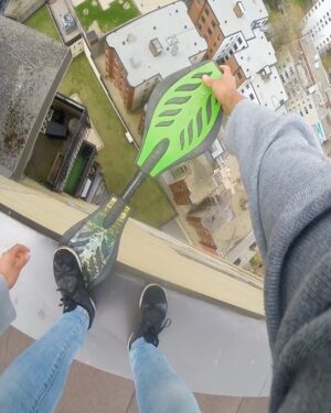 Parkourporpoise Instagram - When the skate parks are closed..🤷‍♂️🤟🏻🤪
(Please do not try this!)
___________________________________________
#ripstick #viral #extreme #quarantine #amazing #adrenaline #stunts