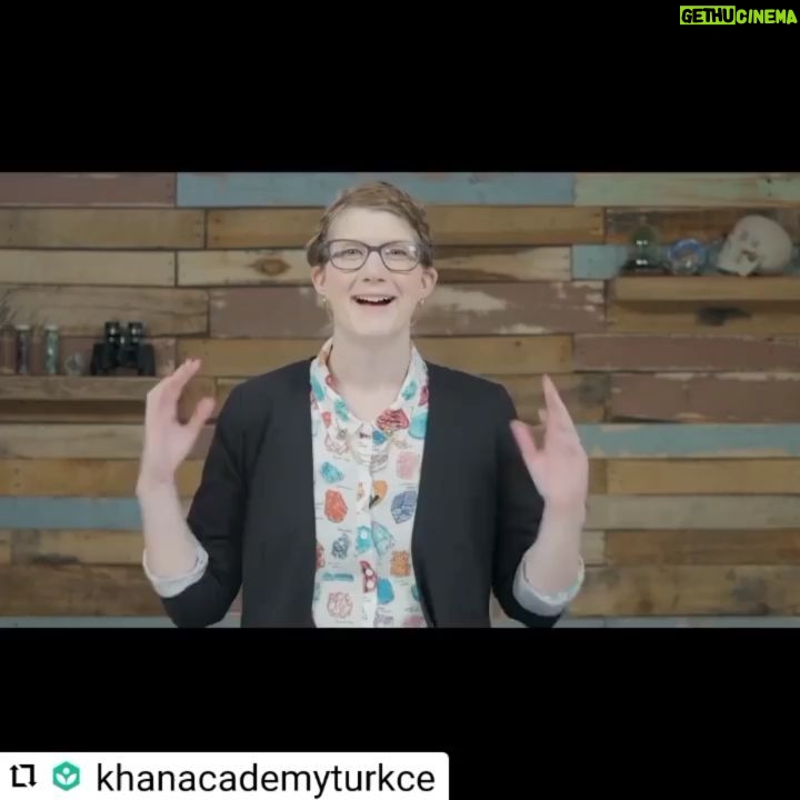 Parla Şenol Instagram - @khanacademyturkce de seslendirdiğim videolardan bunu çok sevdim. Faydalı bilgi. Tamamını izlemenizi öneririm.