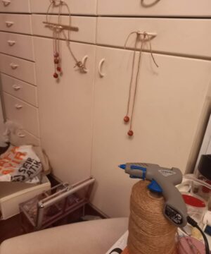 Parla Şenol Instagram - Dumanı tüten işler...
"Tabancalı Yarim" modunda, el işleri yapıyorum. Coookkk keyifli 🙂🌟
