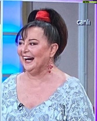 Parla Şenol Instagram - 67 ye 26 gün kala 😉🥳🥳🥳