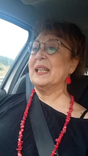 Parla Şenol Instagram - 