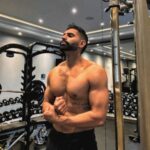 Parmish Verma Instagram – Monday Mornings 🤣