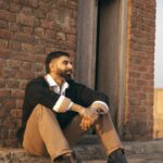 Parmish Verma Instagram – Ki Paunda firda ? 

📸 – @himanshukhurana1