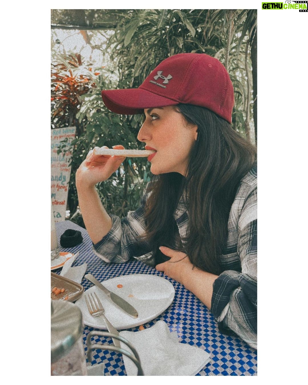 Parvati Sehgal Instagram - ☀️ We are just friends ☀️ Three Kisses Bar & Restaurant