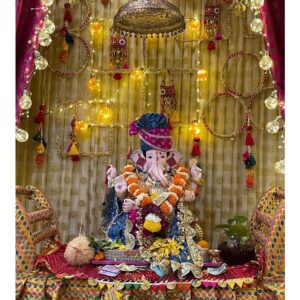 Parvati Sehgal Instagram - जय देव जय देव, जय मंगल मूर्ति 
दर्शनमात्रे मनःकामना पूर्ति 
जय देव जय देव 🙏🏻

गणपति बप्पा मोर्या!

Why is Ganesh Chaturthi celebrated?

Ganesh Chaturthi or Vinayaka Chaturthi is a 10-day festival that celebrates the birth of Lord Ganesha, the god of wisdom and prosperity. This year, celebrations for Ganesh Chaturthi begins on August 31 and end on September 9 when the Ganesh Visarjan will take place.

.
.
.
.
.
.
@neelamguptaloonker 
@harshvasishth 
@ritu_vasishtha 
@vivek.jain.1213