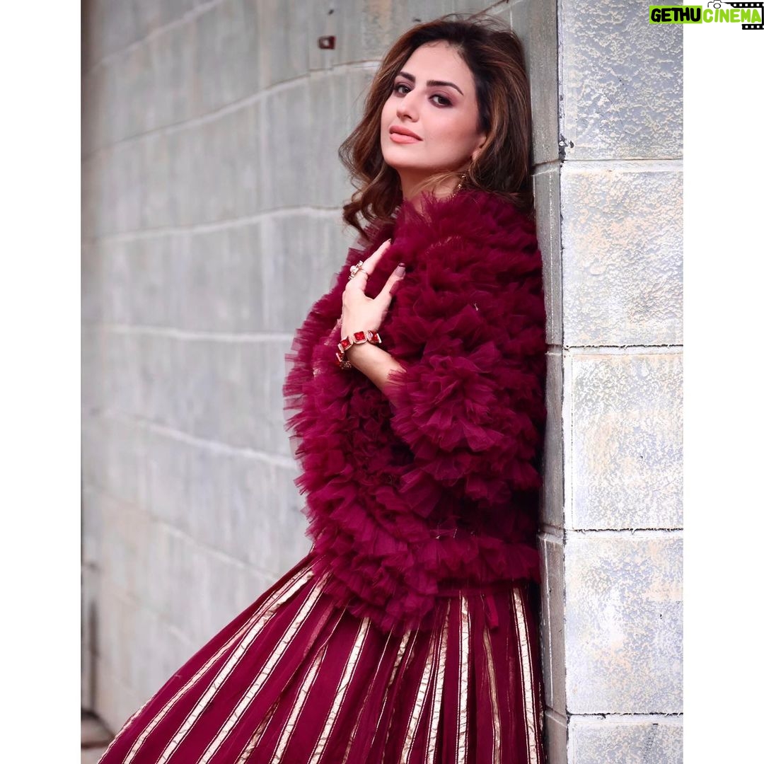 Parvati Sehgal - 3.5K Likes - 𝙎 𝙇 𝙄 𝙑 𝙄 𝙉 𝙂