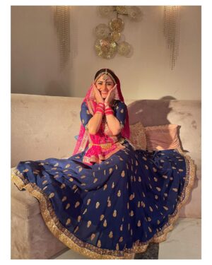 Parvati Sehgal Instagram - 🦚 मोरनी बनके 🦚

#indian #traditional #janamashtami #bannichowhomedelivery