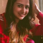 Parvati Sehgal Instagram - 𝙇𝙤𝙫𝙚 𝙞𝙨 𝙞𝙣 𝙩𝙝𝙚 𝙖𝙞𝙧 𝙈𝙖𝙨𝙠 𝙪𝙥!!