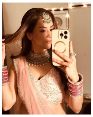 Parvati Sehgal Instagram - 🩷 Jusss looking like a waaaooooo 🩷