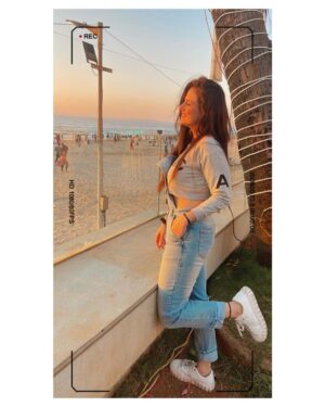 Parvati Sehgal Instagram - Last sunset of 2022 ☀️
2023 ❤️