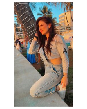 Parvati Sehgal Instagram - Last sunset of 2022 ☀️
2023 ❤️