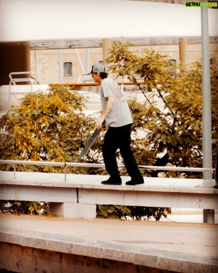 Pat Duffy Instagram - Warm ups w/ @aureliengiraud & @planbofficial in #barcelona little off time w/the traffic, 😂survival...