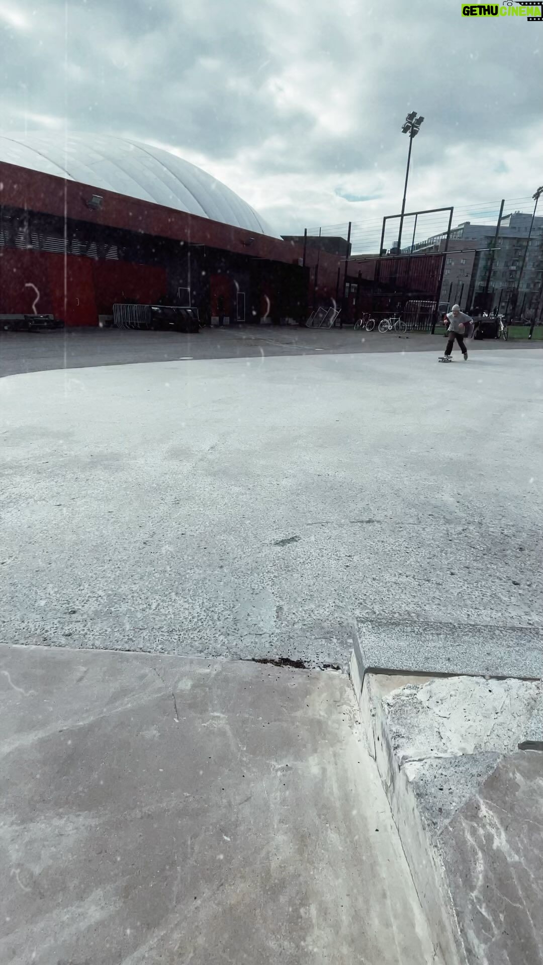 Pat Duffy Instagram - Pushing through the Helsinki π¬ wind Gov and Hemie z bringing much needed Hype βοΈπ― #wediditbaby π @suomi_bob @planbofficial @etniesskateboarding @biggestlittleskateboardco @ojwheels @paradoxgrip @independenttrucks @og.labs.genetics @fkdbearings