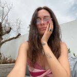 Patricia Garza Instagram - Vulnerable ante las bellezas del mundo, la naturaleza, el arte, los humanos y la vida en todas sus dimensiones. La vida es. Una. Athens, Greece