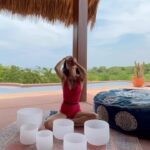 Patricia Garza Instagram - Paz_ Que la encuentres y que te encuentre, aunque sea por unos instantes, para que después se vuelva eterna. Tu paz, solo tú puedes construirla y alimentarla. Tu paz, solo tú puedes identificarla y replicarla. 🔔☀️🤍✨