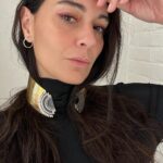 Patricia Garza Instagram - Me siento fascinada por la creación. ¿Cómo pueden los pensamientos transformar, elaborar y manifestar algo que literalmente podemos traer a la vida con nuestras manos? Creo que el proceso creativo es el nacimiento de nuestra propia realidad y una metáfora muy precisa. Lo que piensas realmente puede convertirse en algo y siempre estás manifestando. Puede ser abrumador a veces si no estamos conscientes de esas ideas. No hay escapatoria de nuestros propios pensamientos, te pueden llevar a cualquier lado, por un camino con sentido, o todo lo contrario. I feel absolutely thrilled and fascinated by creation. How can thoughts transform, elaborate, and manifest something that could be literally brought to life with our own hands? I believe that the creative process is the birth of our own reality and a very precise metaphor. What you think can truly become something and you are always manifesting. It could be overwhelming at times if we are not aware of those ideas dancing in your head. There’s no escaping your own thoughts. Plant the seeds today of what you want to create tomorrow.