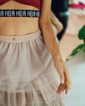 Patricia Garza Instagram - Fuí Queen y @hualingerie me lo está recordando. 

Foto: @artz.magazine