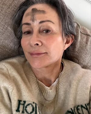 Patricia Heaton Instagram - The priest got me good this year… #lent #ashwednesday #fasting #catholic #ashes