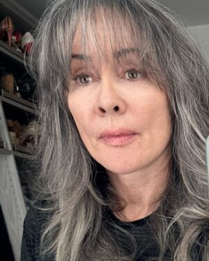 Patricia Heaton Instagram - Got a little too bored and cut some bangs into my hair…
