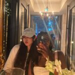 Patricia Thona Yiombi Instagram - 행사가 거즘 할리우드 느낌 그 자체(미국 한번도 안 가봄)😋 절미언니랑 데이뚜😘 Seoul, Korea
