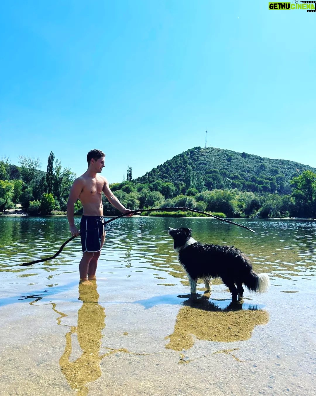 Patrick Criado - 16.6K Likes - 🐶🖤🤘