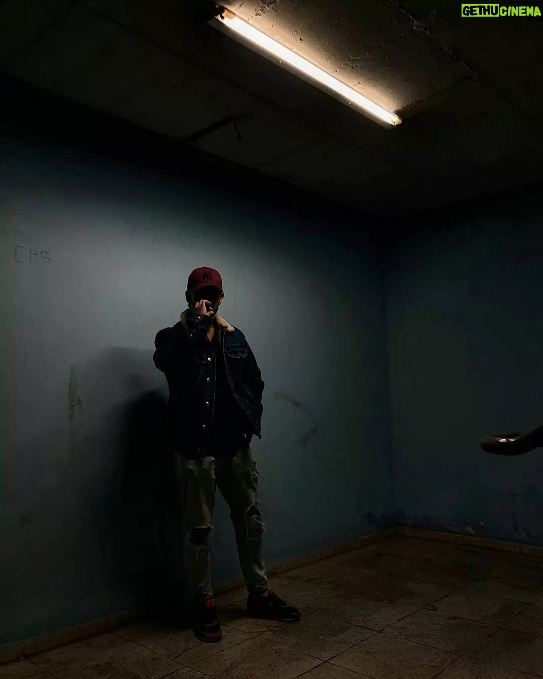 Patrick Criado - 16.3K Likes - Stop thinking. Just make it. 🎬🎥
#onedaybro
#keepworking
#we'lldoourshit
Pic by @yanshots