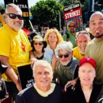 Patrick Fabian Instagram - A Day of Solidarity. #UNIONSTRONG💪 @sagaftra @iatse @wgawest @wgaeast @therealbobodenkirk @photomatt600 @mandyfab @jennofthefuture @julie.pearl.slater @danielmoncada @luis_moncada @audreyscoresmoore @spencergarrett1 @ed_begley_jr