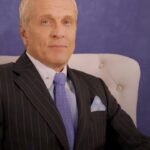 Patrick Fabian Instagram - All I Care About Is Love… 💙HH #BetterCallSaul Tomorrow. @amc_tv @sptv