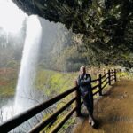 Patrick Fabian Instagram – Happiness is…….hiking at #silverfallsstatepark #oregon 
#stateparks #nature #SouthFalls

Have a great weekend!

@lowaboots @thenorthface 
@alltrails