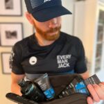 Paul Felder Instagram – I am extremely excited to announce that I will be racing for @emjtriteam in 2023!! This is an incredible group of athletes as well as just good people. Time to step up my game big time. Wearing this kit means I gotta go fast! Let’s go! And @christine.cwpc and my daughters are happy I will now smell much better 😂 @emjtriteam @everymanjack #irishdragon #ironlung #EMJTEAM #trainhard #racefast #smellawesome