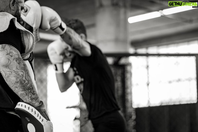 Paul Felder Instagram - Just solid shots from @_curtisee of me and @coach.john215 working the basics👊🏻 #phillymma #work