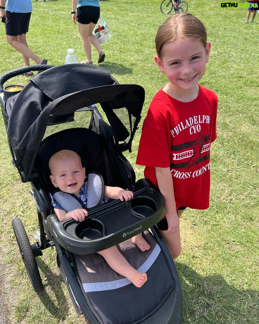 Paul Felder Instagram - Epic weekend with my family and @emjtriteam teammates! Wanted to hit a new PR and possible top 5 AG spot with my biggest fans in attendance! Mission accomplished. 3rd 70.3 this year and still improving. Jones beach is up next but before that lots of family time and UFC action! #ironlung #everymanjack #70.3
