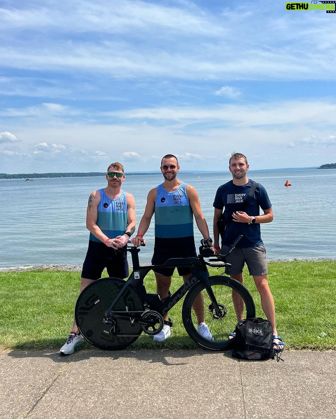 Paul Felder Instagram - Epic weekend with my family and @emjtriteam teammates! Wanted to hit a new PR and possible top 5 AG spot with my biggest fans in attendance! Mission accomplished. 3rd 70.3 this year and still improving. Jones beach is up next but before that lots of family time and UFC action! #ironlung #everymanjack #70.3