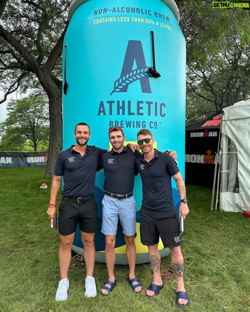Paul Felder Instagram - Epic weekend with my family and @emjtriteam teammates! Wanted to hit a new PR and possible top 5 AG spot with my biggest fans in attendance! Mission accomplished. 3rd 70.3 this year and still improving. Jones beach is up next but before that lots of family time and UFC action! #ironlung #everymanjack #70.3