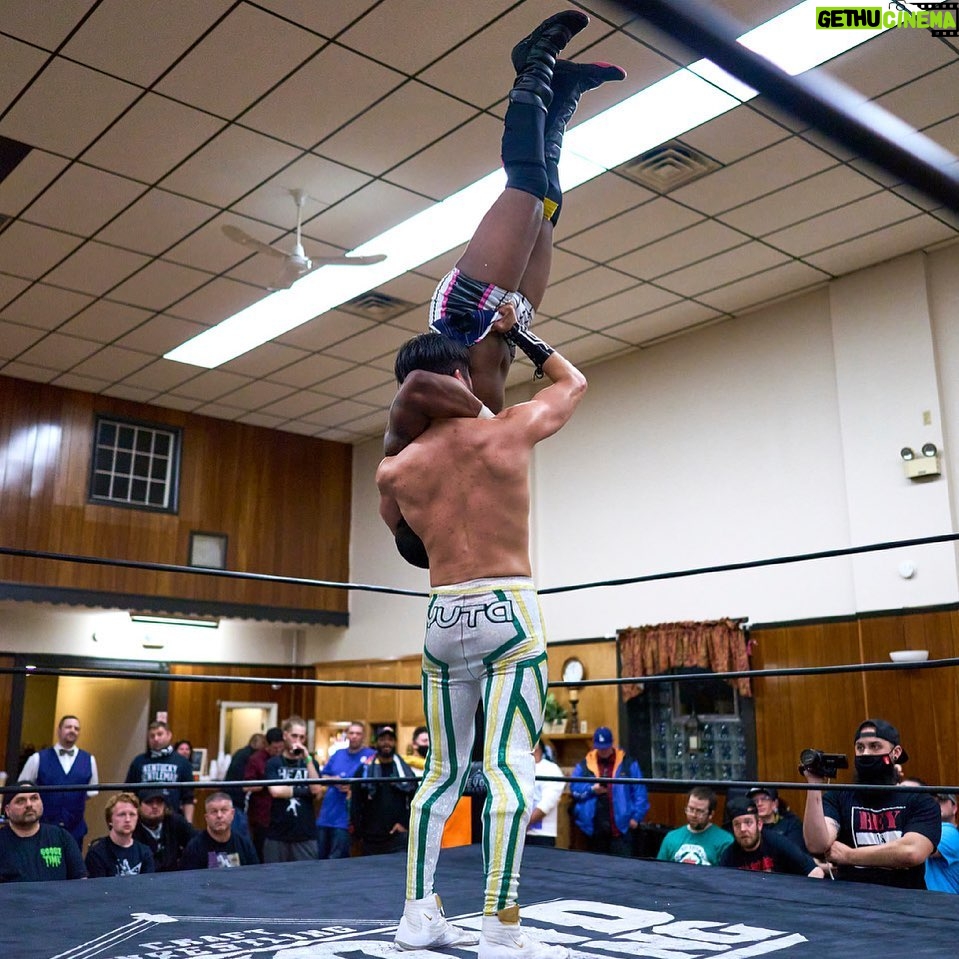 Paul Gruber Instagram - Sometimes you just gotta hold a dude up. Catch the @beyondwrestling #ProjectDolphin replay to see my dogfight with @daveypainting and @theleemoriarty right now on @independentwrestlingtv 📸: @jwasherbeyond White Eagle