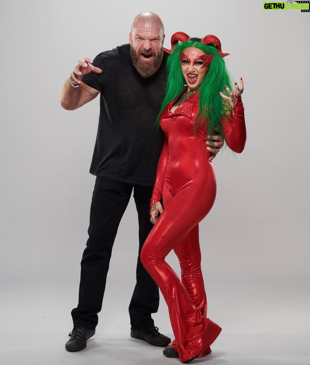 Paul Michael Lévesque Instagram - The incredible action of #HalloweenHavoc was aided by a BREAKOUT performance by our host, @shotziblackheart. A bright star with even bigger ⭐️ potential! #WeAreNXT @wwenxt