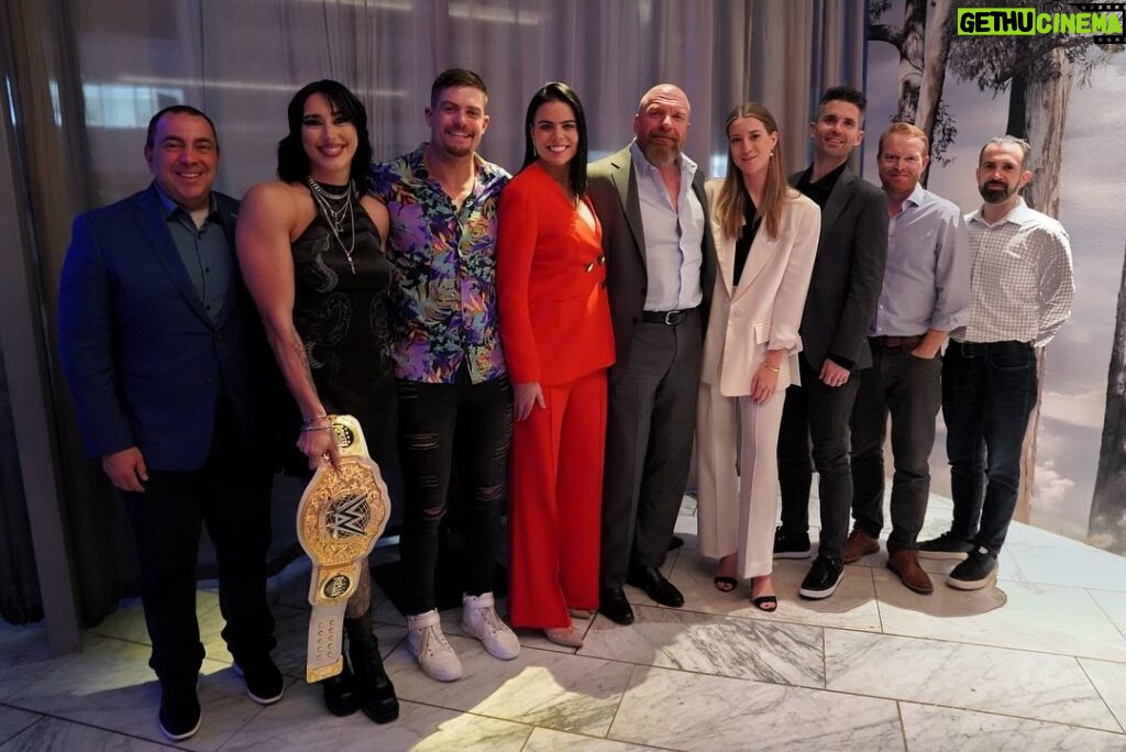 Paul Michael Lévesque Instagram - Our thanks to @westernaustralia for hosting a wonderful dinner tonight. It has been great working with their team to bring #WWEChamber to Perth.