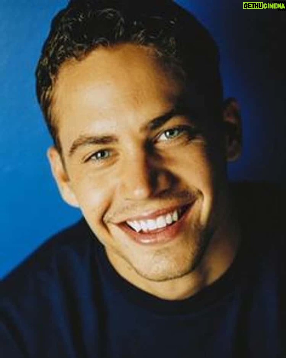 Paul Walker Instagram - In case you needed a smile today. 💙 #FBF #TeamPW