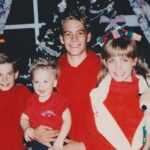 Paul Walker Instagram - We know this was a tough year, but hope you are all safe and well. Wishing everyone love and Happy Holidays from afar. ❤️💚 ⁣⁣ ⁣⁣ What’s your fondest Christmas memory? #TeamPW