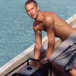 Paul Walker Instagram – It may be cold outside now, but there’s always movies like #IntoTheBlue for some much-needed summer vibes! 🌊 #FBF 

#TeamPW