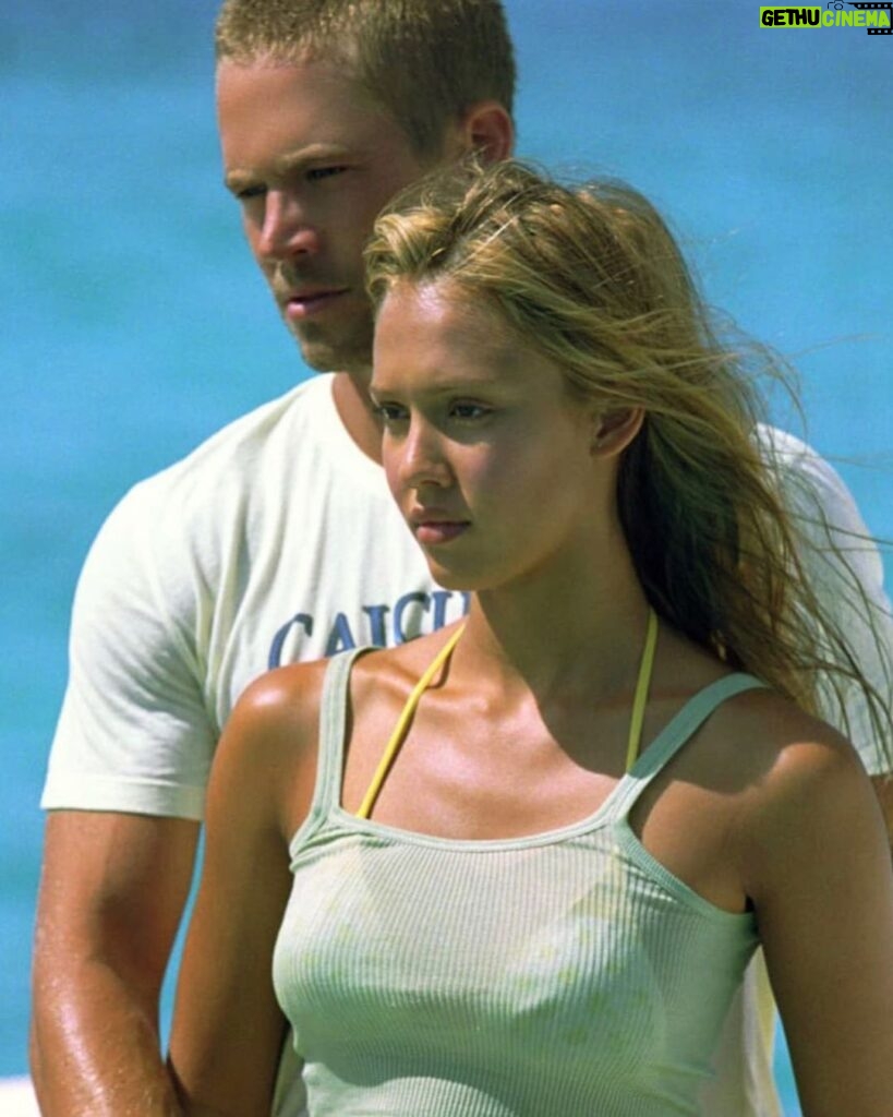 Paul Walker Instagram - “He treated everyone with respect and love. He was never treating anybody differently because of who they were.” - @JessicaAlba ⁣ ⁣ #TBT #IntotheBlue #TeamPW