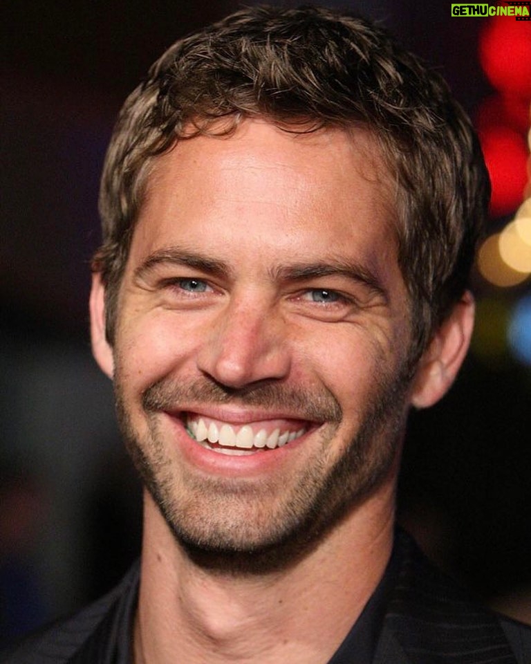 Paul Walker Instagram - “Never regret anything that made you smile.” - Mark Twain #Inspiration #Smile #TeamPW