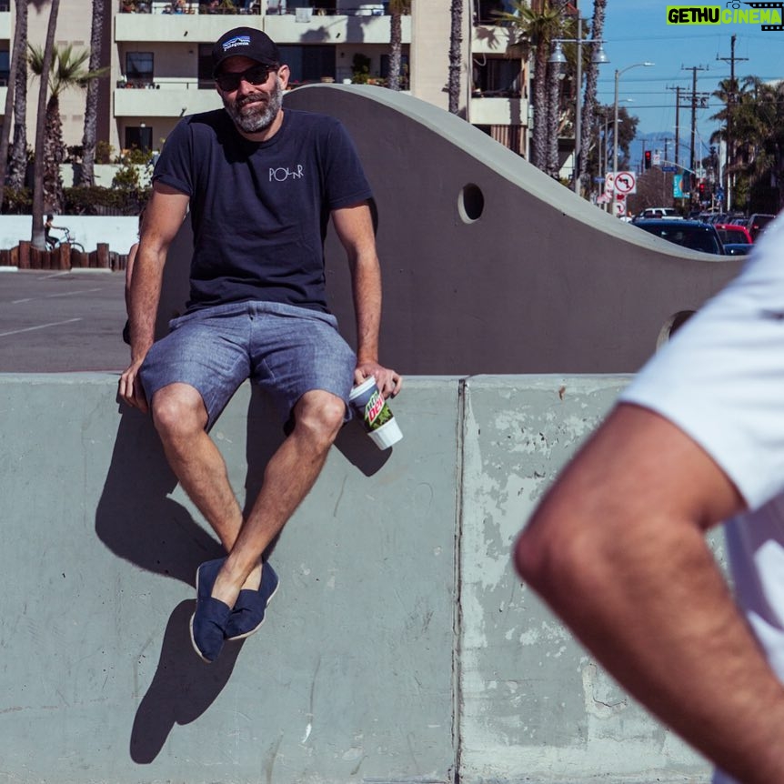 Paul Walling Instagram - Humptying. #tbt 📷: @andreaszitt Venice Beach Bordwalk, CA