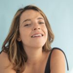 Paula Brancati Instagram – do i have any boogers? 
📸 @manhire