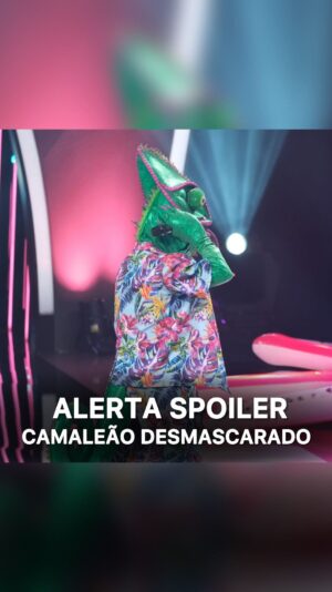 Paula Lobo Antunes Instagram - 🚨 ALERTA SPOILER 🚨 Mais um camaleão desmascarado! 🤩

Desta vez, o nosso investigador @jorgecorrula foi implacável e não deu hipótese a @paulaloboantunes que foi imediatamente descoberta 😌

Quem, aí desse lado, também acertou? 🤓

#sic #amascara #quartaedicao #novatemporada #apresentador #investigadores #misterio #musica #revelacao #amascaracamaleao