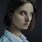 Paula Luchsinger Instagram - Muchas muchas muchas gracias por todos sus comentarios sobre nuestra querida serie #LaJauria ❤️ Estoy muy feliz y emocionada, Celeste ha sido mi mayor desafío profesional y también el personaje que más he querido. También decir que todo esto es posible gracias a un equipo maravilloso. Gracias infinitas a la dirección, a la producción, a arte, a fotografía, a sonido, a maquillaje, a vestuario, a pelo, a utilería, a catering, a transporte, a posproducción, a todos los que estuvieron involucrados de alguna manera u otra y por supuesto a mis compañerxs actores y actrices. Gracias a @fabula_prod por contar historias importantes de esta manera y gracias por permitirme cumplir este sueño. Estoy muy orgullosa de estar en este proyecto que hace visible y denuncia la violencia que día a día vivimos. Si aún no la ve, está disponible en @primevideomx y @primevideolat 📸 @diegoflba